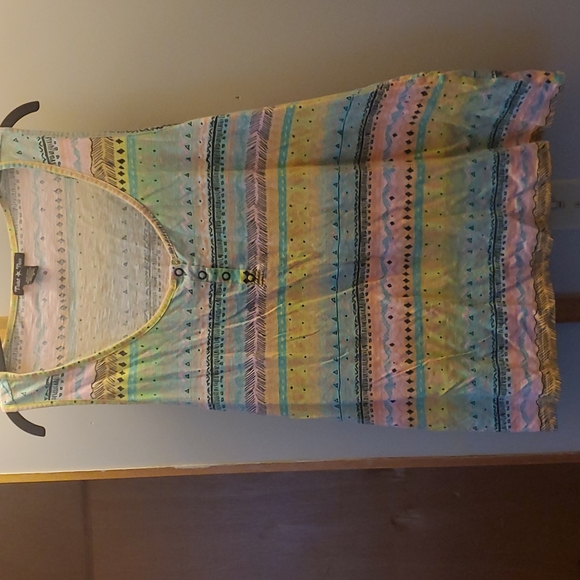 Neon tank with geometric print - Picture 1 of 4